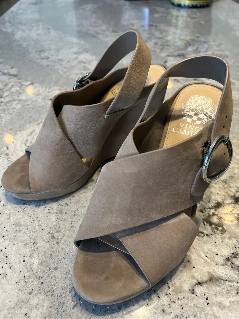 Vince Camuto Iteena Taupe Suede Wedge Sandals Size 7 EUC